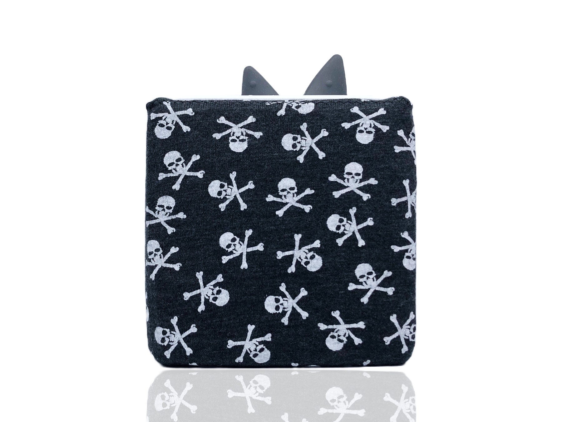 Kid E Handmade Toniebox Bezug Schutzbezug Totenkopf Pirat